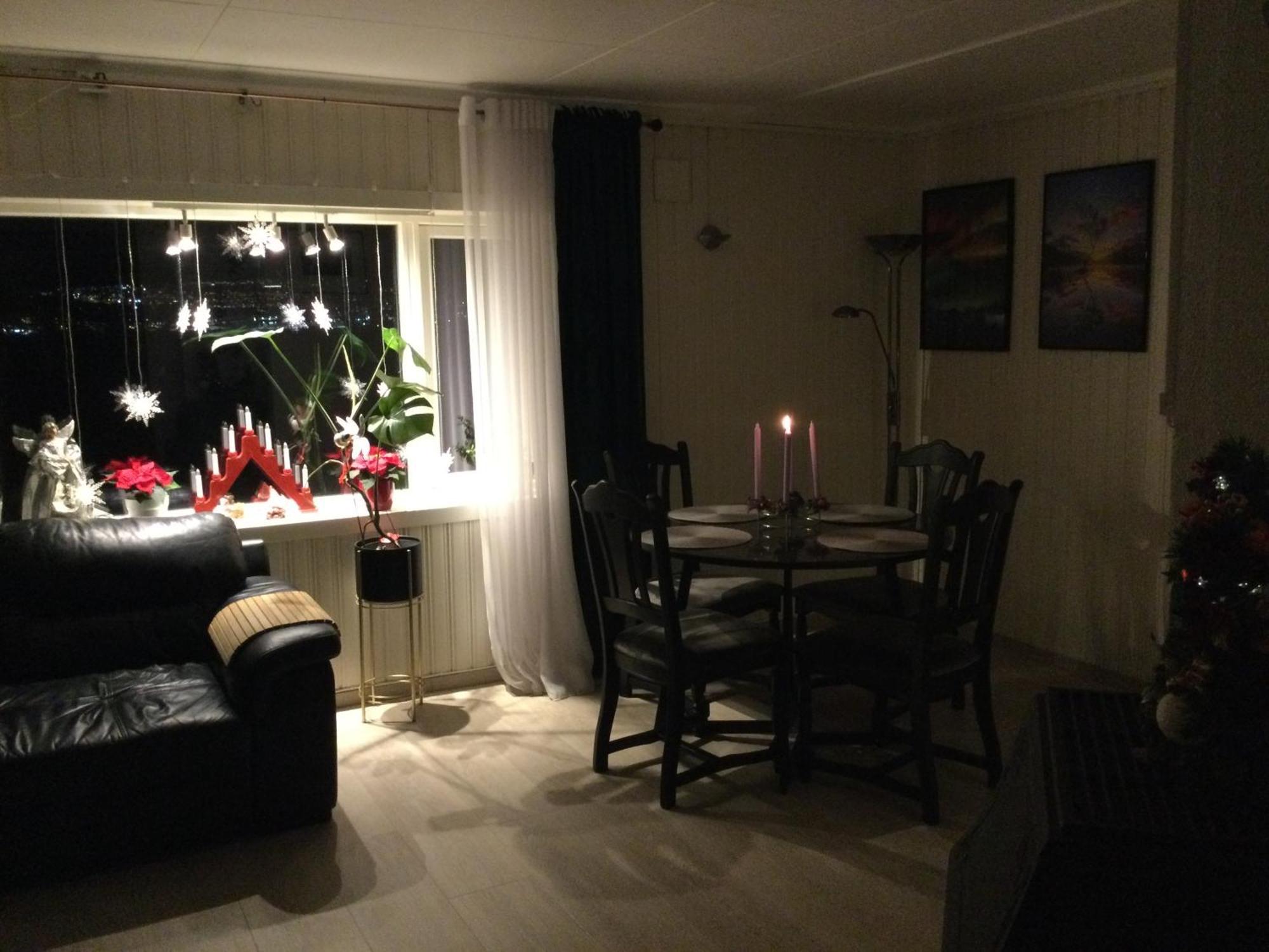 Appartamento Med Fantastisk Utsikt. *